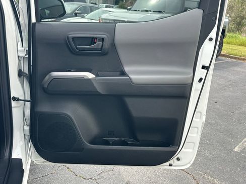 Used 2023 Toyota Tacoma SR5 w/ SR5 Appearance Package image 17