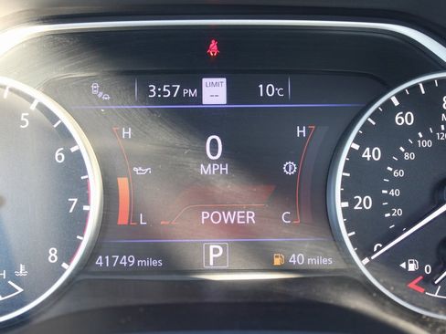 Used 2023 Nissan Maxima SL image 14