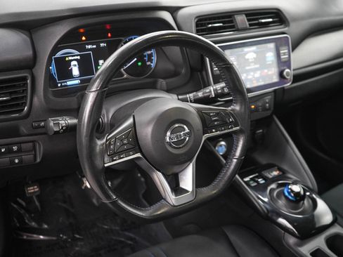 Used 2020 Nissan Leaf SV FWD image 20
