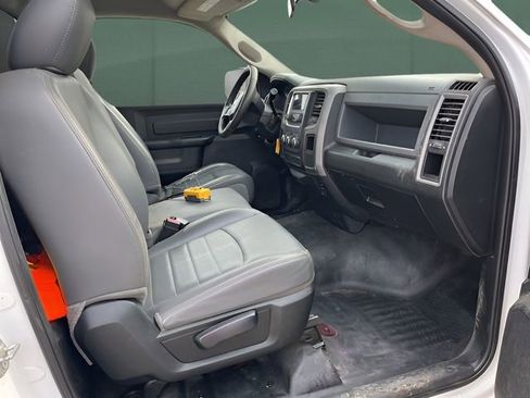 Used 2018 RAM 3500 Tradesman image 12