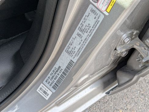 Used 2023 RAM 1500 Laramie image 35