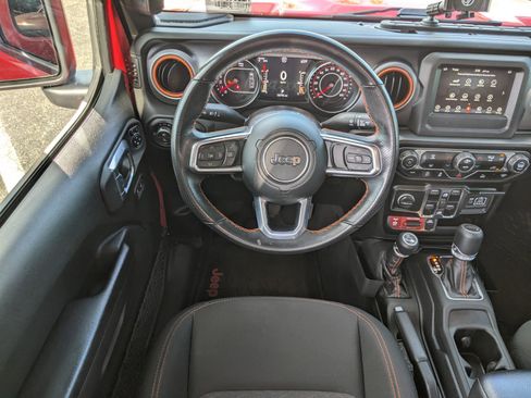 Used 2021 Jeep Gladiator Mojave w/ LED Lighting Group image 13