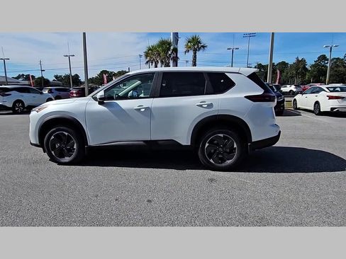 New 2026 Nissan Rogue SV image 26