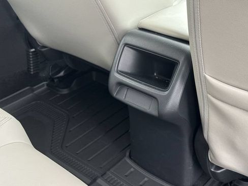 Used 2026 Honda HR-V EX-L image 16