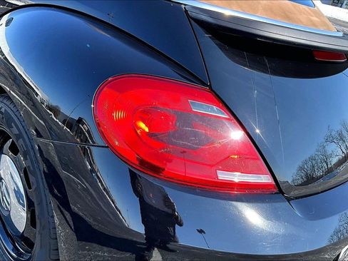 Used 2016 Volkswagen Beetle 1.8T S image 30