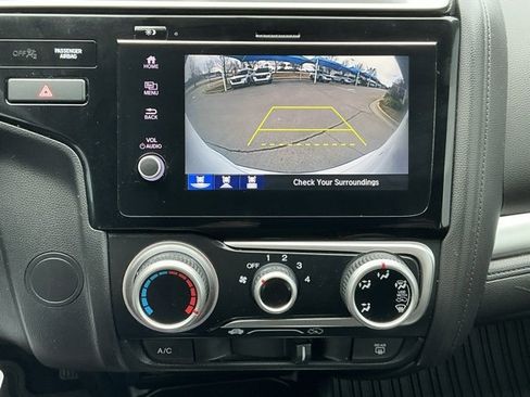 Used 2018 Honda Fit Sport image 11