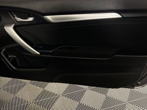 Used 2020 Honda Civic EX image 26