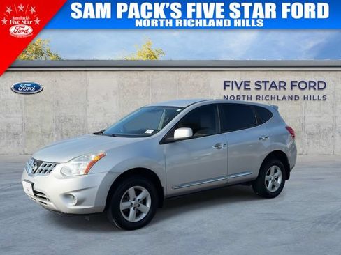Used 2013 Nissan Rogue S w/ Special Edition Pkg FWD image 4