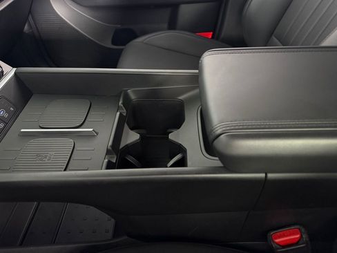 Used 2025 Hyundai Santa Fe SEL image 16