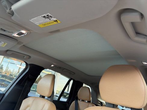 Used 2016 Volvo XC90 T6 Momentum image 31