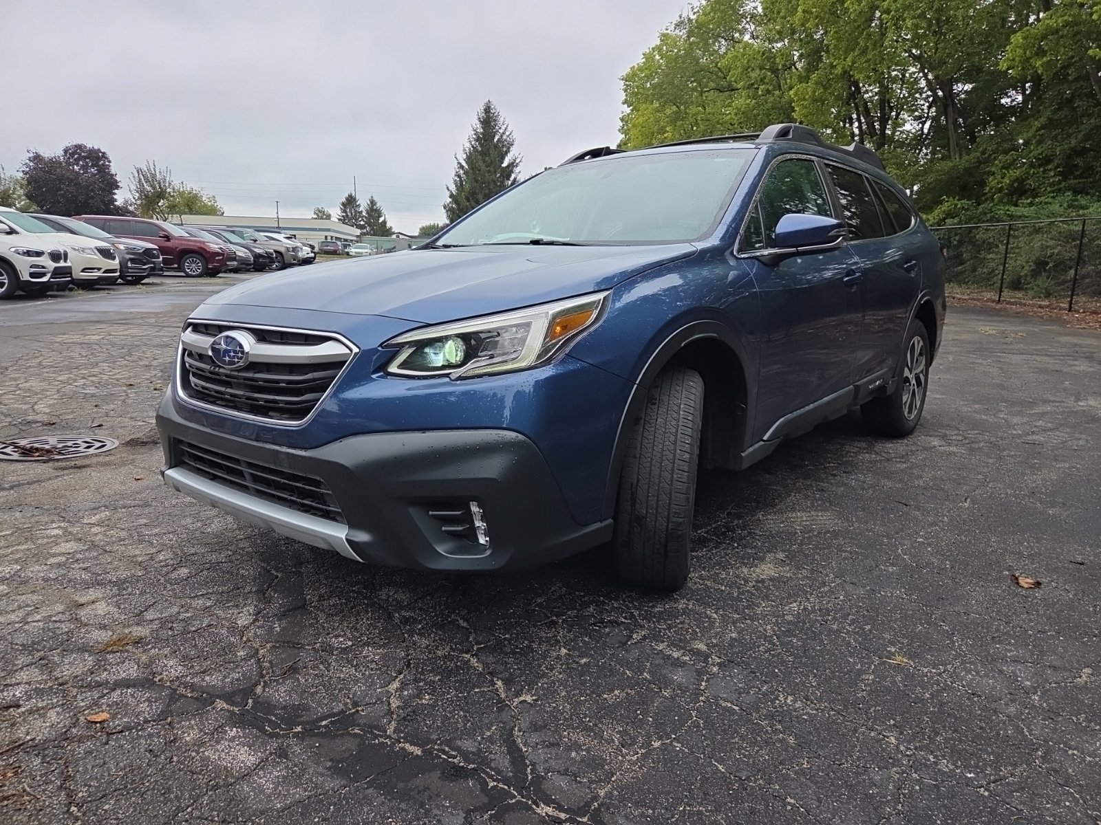 Used 2022 Subaru Outback Limited AWD/4WD image 11