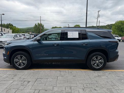 Used 2026 Chevrolet Traverse LT AWD/4WD image 5