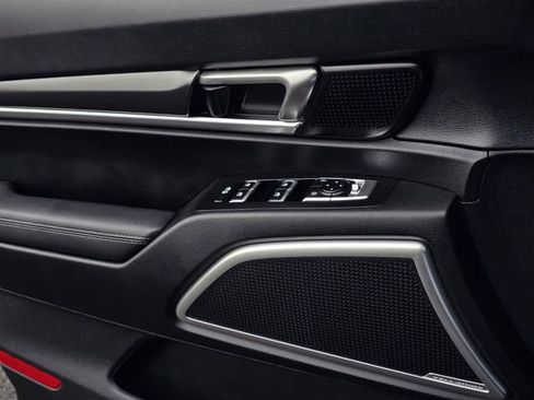 Used 2024 Kia Telluride S FWD image 21