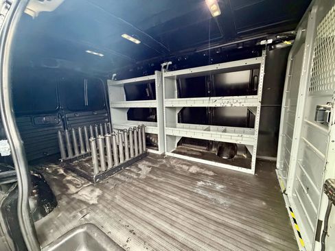 Used 2017 Chevrolet Express 2500 image 17