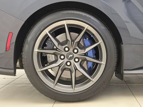 Used 2025 Ford Mustang Dark Horse RWD image 7