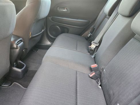 Certified 2018 Honda HR-V LX image 28