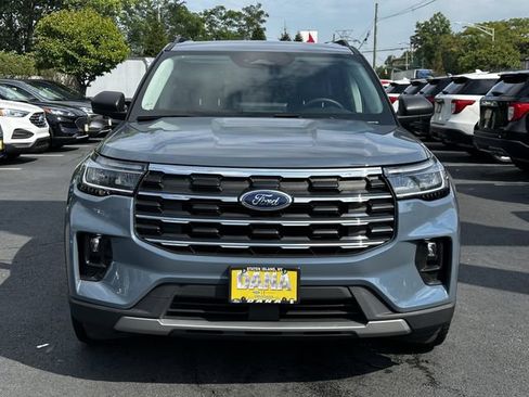 Certified 2025 Ford Explorer Active w/ Active Comfort Package AWD/4WD image 2