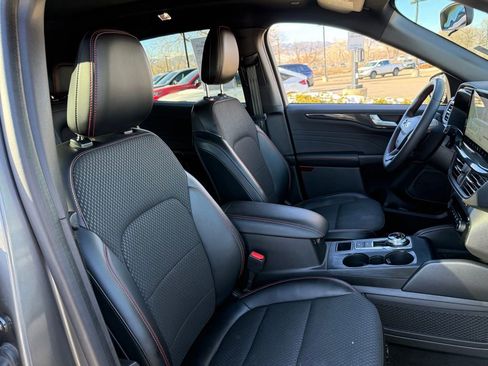 Used 2023 Ford Escape ST-Line Select w/ Tech Pack #2 image 20