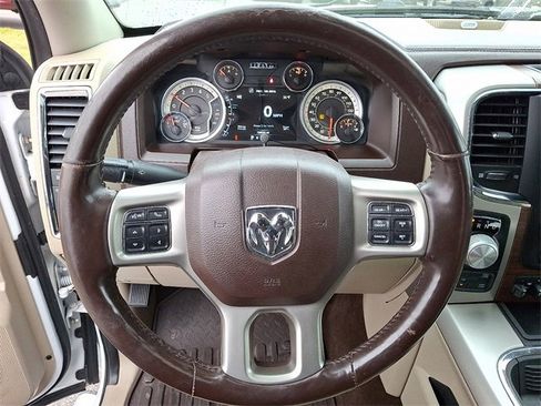 Used 2016 RAM 1500 Laramie w/ Convenience Group image 15