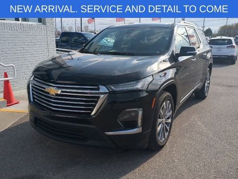Used 2023 Chevrolet Traverse Premier w/ LPO, Floor Liner Package image 1