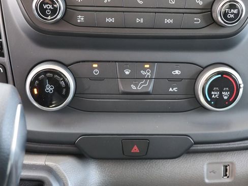 Used 2024 Ford Transit 250 148 Medium Roof image 18