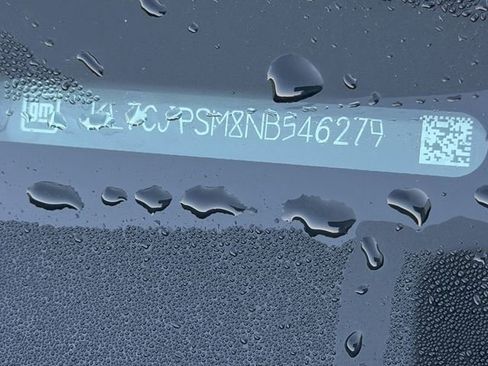 Used 2022 Chevrolet Trax LT w/ LT Convenience Package image 5