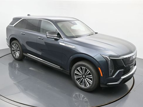 New 2026 Cadillac Escalade IQ Luxury 1 w/ LPO, Floor Liner Package image 29