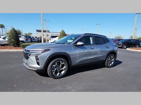 New 2026 Chevrolet Trax LT w/ Driver Confidence Package image 15