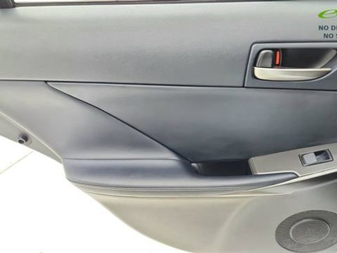 Used 2023 Lexus IS 350 F Sport RWD image 31