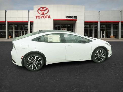 New 2026 Toyota Prius Plug-In Hybrid image 27