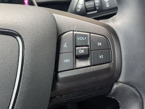 Used 2022 Ford Mustang Mach-E Premium image 18