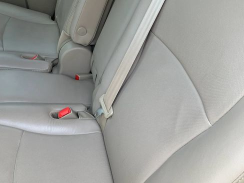 Used 2011 Toyota Highlander Limited FWD image 21
