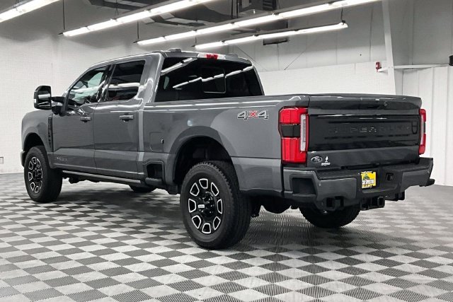 Used 2026 Ford F250 Platinum AWD/4WD image 2