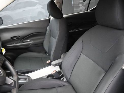 New 2025 Nissan Kicks Play S w/ Interior Electronics Package image 19