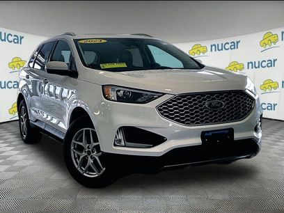 Used 2024 Ford Edge SEL w/ Convenience Package