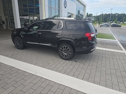 Used 2023 GMC Acadia Denali w/ Black Diamond Edition FWD image 6