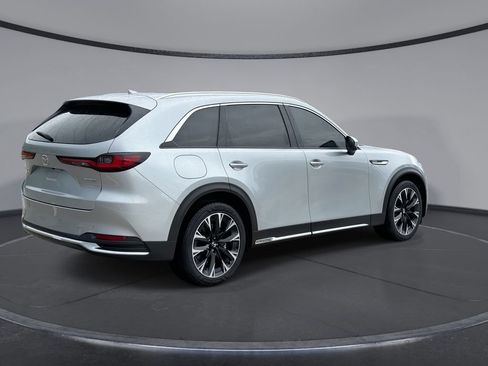 Used 2024 MAZDA CX-90 Plug-In Hybrid w/ Premium Pkg AWD/4WD image 11