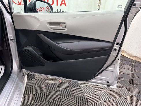Used 2026 Toyota Corolla LE FWD image 10