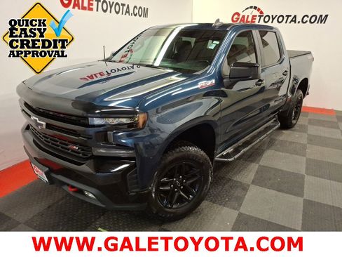 Used 2020 Chevrolet Silverado 1500 LT Trail Boss image 1