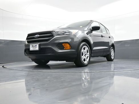 Used 2018 Ford Escape S image 24