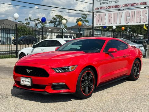 Used 2015 Ford Mustang Coupe RWD image 6