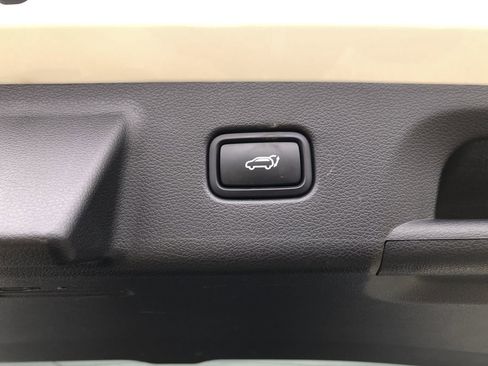 Used 2021 Hyundai Palisade SEL w/ Premium Package image 10