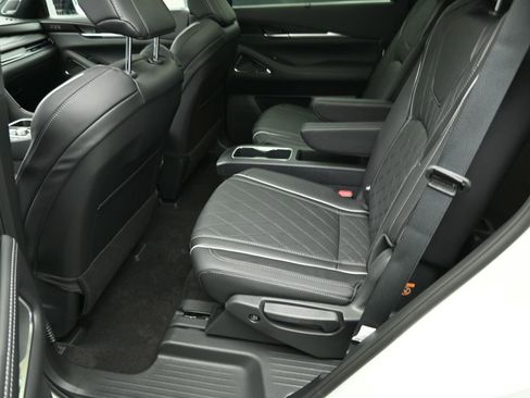 Certified 2025 INFINITI QX60 Autograph w/ Cargo Package image 24