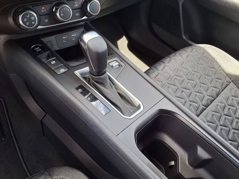 Used 2025 Nissan Kicks SV FWD image 22