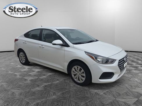 Used 2020 Hyundai Accent SE image 7