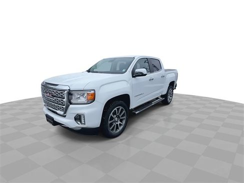 Used 2022 GMC Canyon Denali image 4