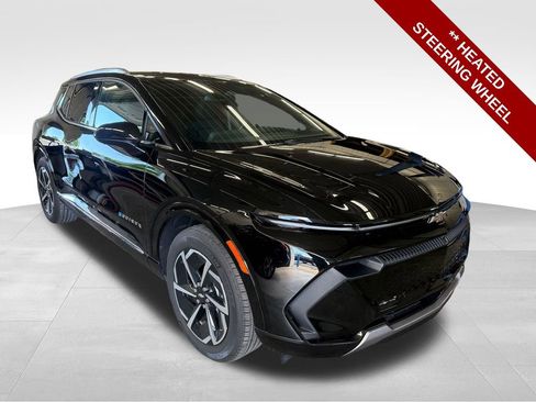 Used 2024 Chevrolet Equinox EV LT FWD image 9