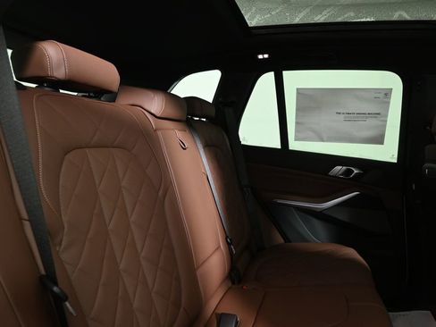 New 2026 BMW X5 xDrive40i w/ M Sport Package image 33