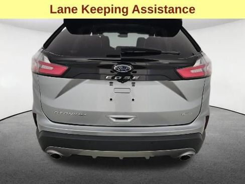 Used 2022 Ford Edge Titanium w/ Equipment Group 301A AWD/4WD image 7