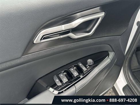 Certified 2025 Kia Sportage EX image 14